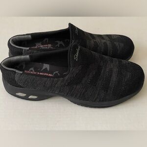 Skechers Memory Foam Black Slip On Mules Relaxed Fit Memory Foam Women's Size 9